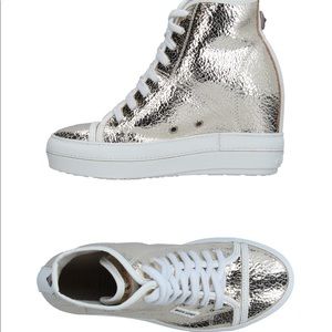 Rucoline High Top Sneaker